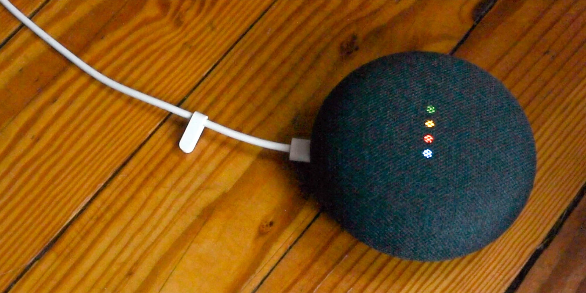 google home four orange lights